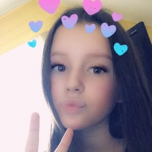 Meet your Posher, Madeline